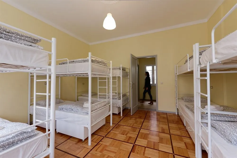 Loule Coreto Hostel