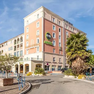 *** Hotel Martigues Francia