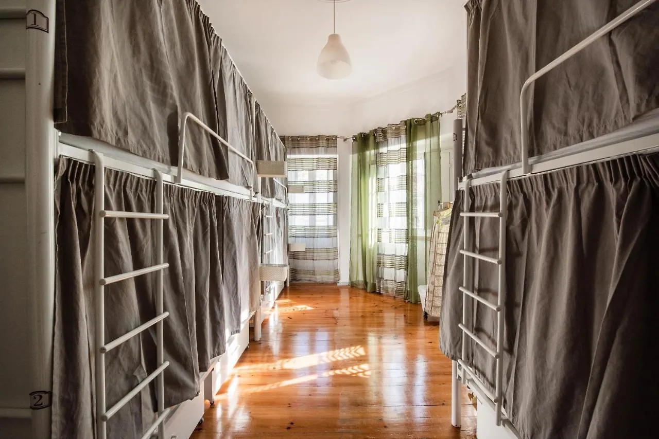 Loule Coreto Hostel